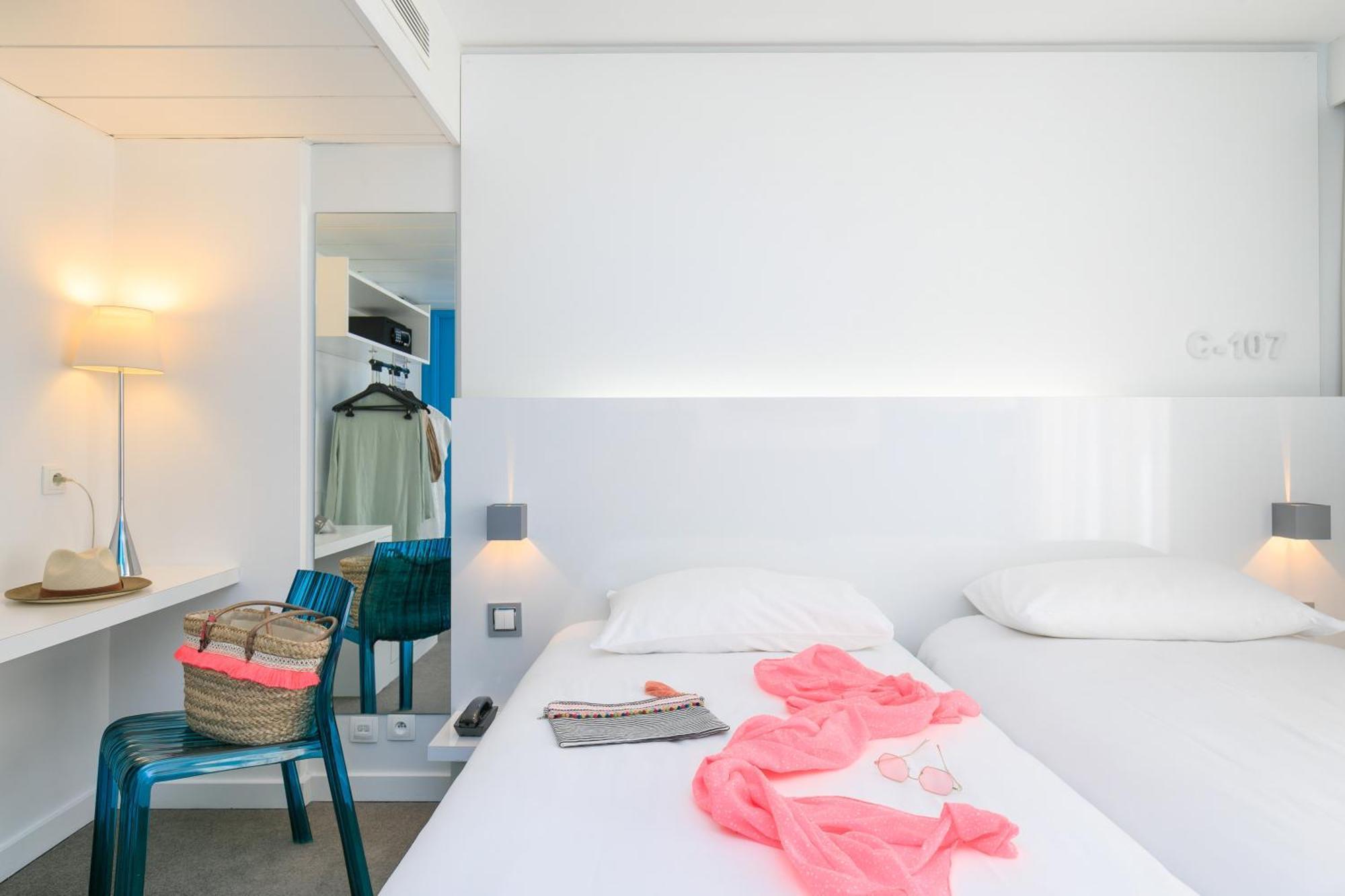 Hotel Ibis Styles Menton Centre Esterno foto