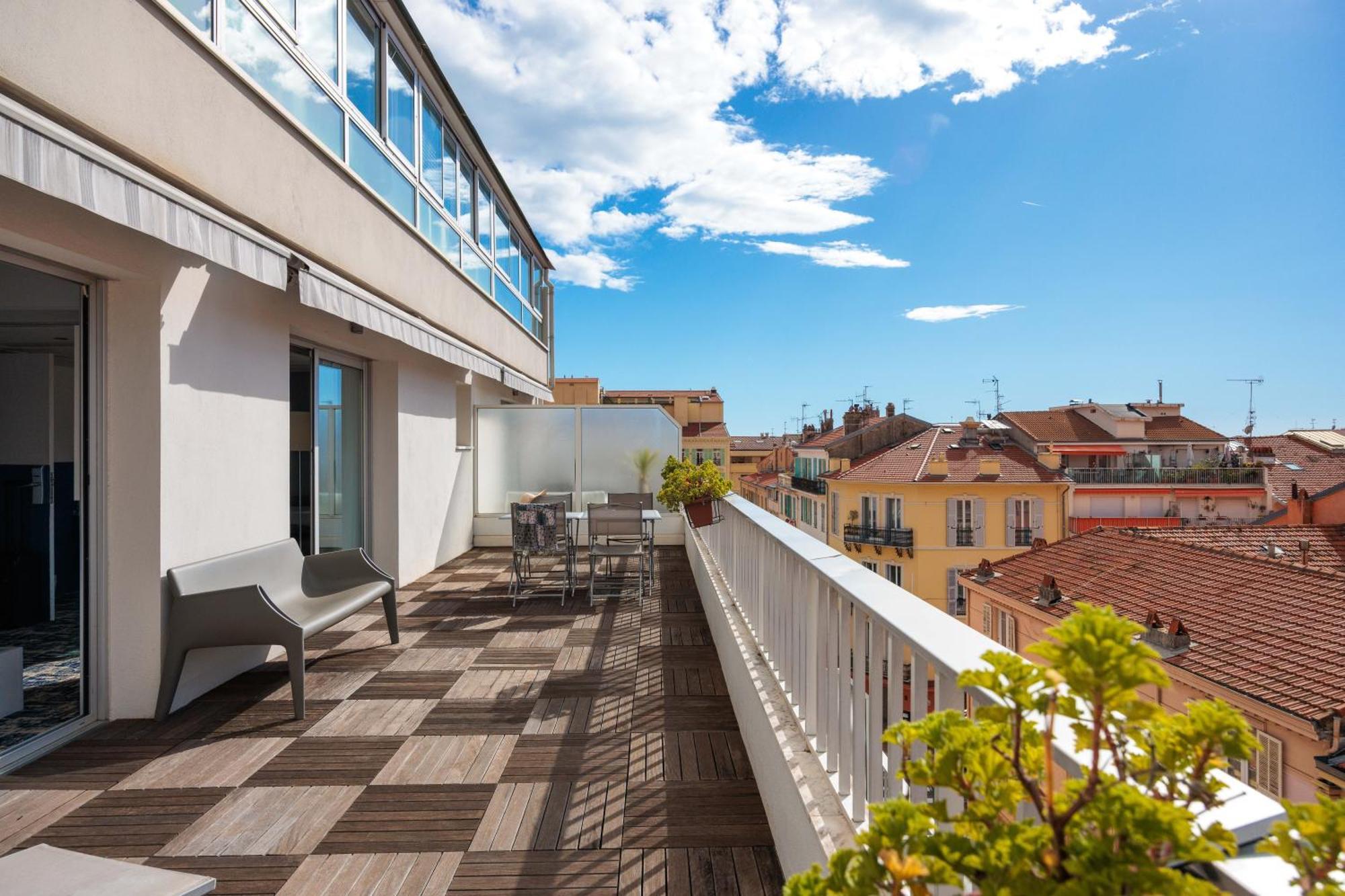 Hotel Ibis Styles Menton Centre Esterno foto