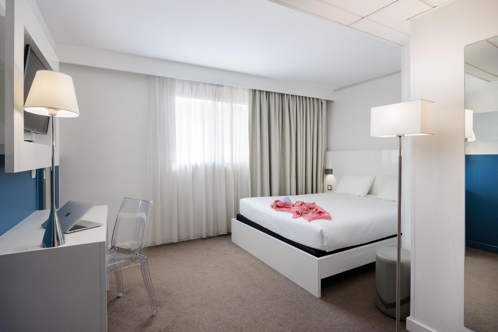 Hotel Ibis Styles Menton Centre Esterno foto