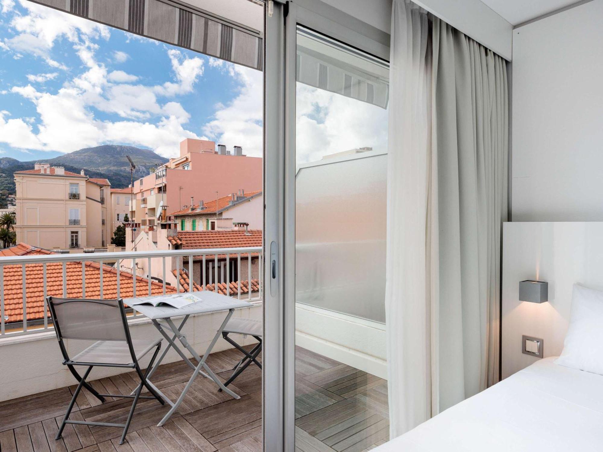 Hotel Ibis Styles Menton Centre Esterno foto