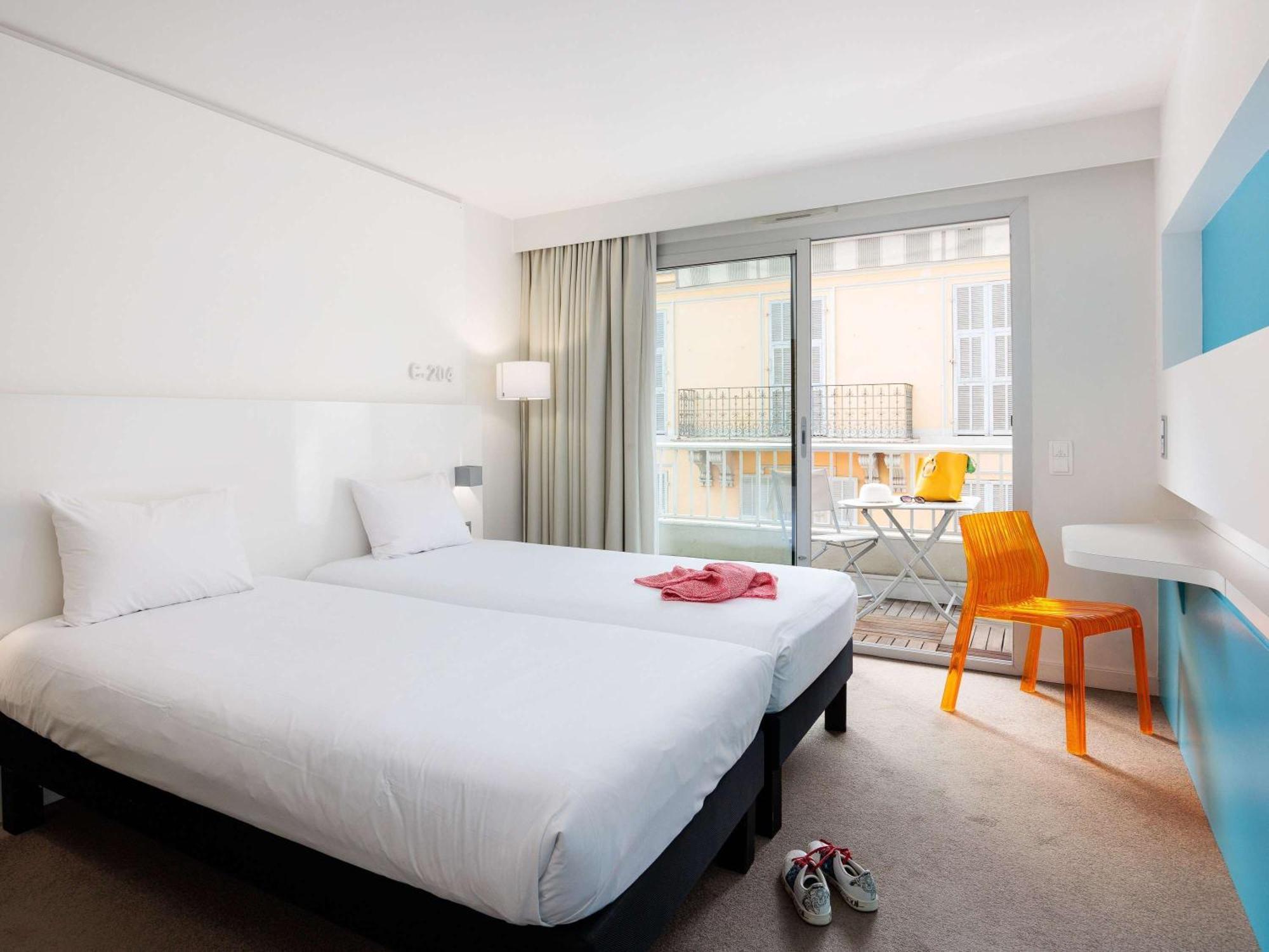 Hotel Ibis Styles Menton Centre Esterno foto