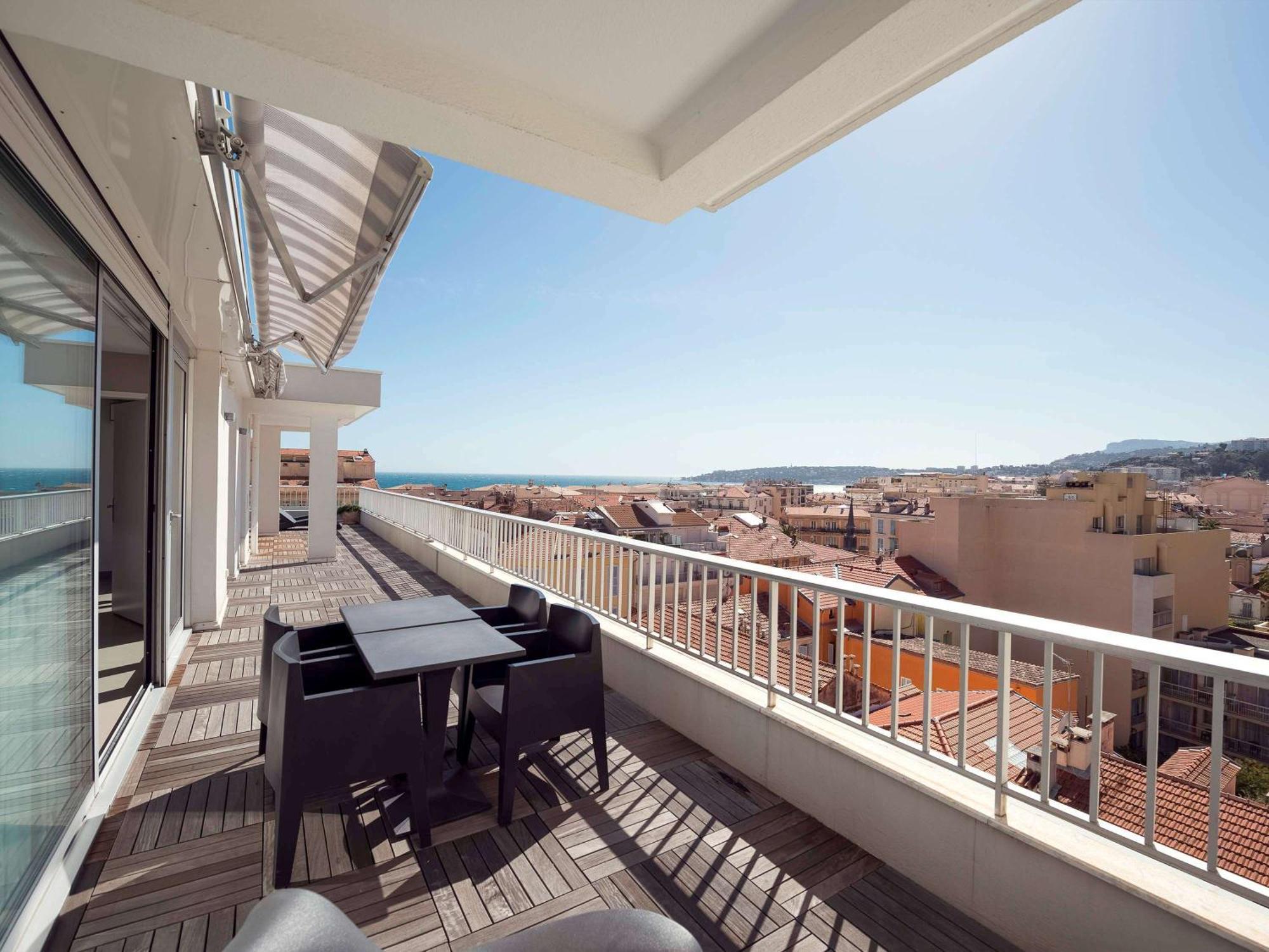 Hotel Ibis Styles Menton Centre Esterno foto